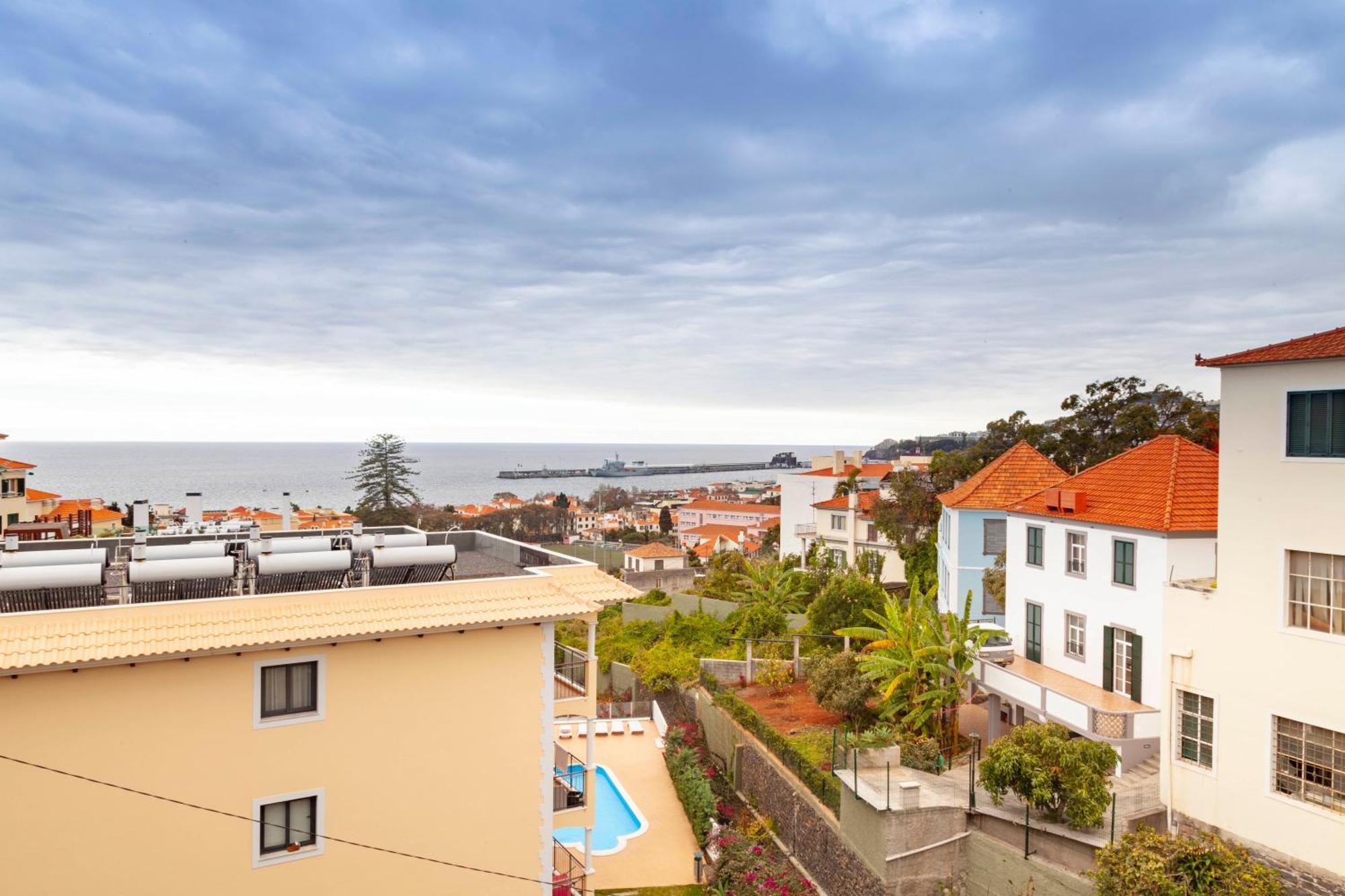Solar Do Ribeiro Apartment Фуншал Екстериор снимка